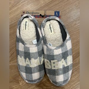 Brand new Dearfoam Women’s slippers, Size 9-10, in gray plaid